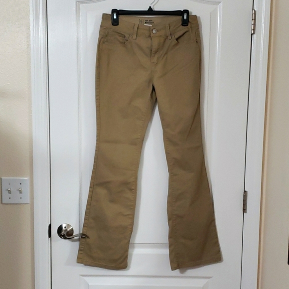 No Boundaries Pants & Jumpsuits Closing Sale No Boundaries Khaki